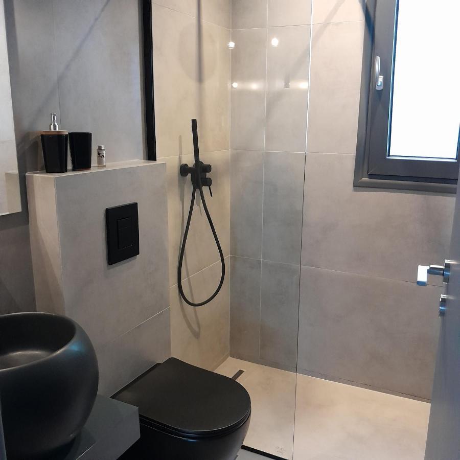 Brand New Flat Near De Bosset Bridge, Argostoli Lägenhet Exteriör bild