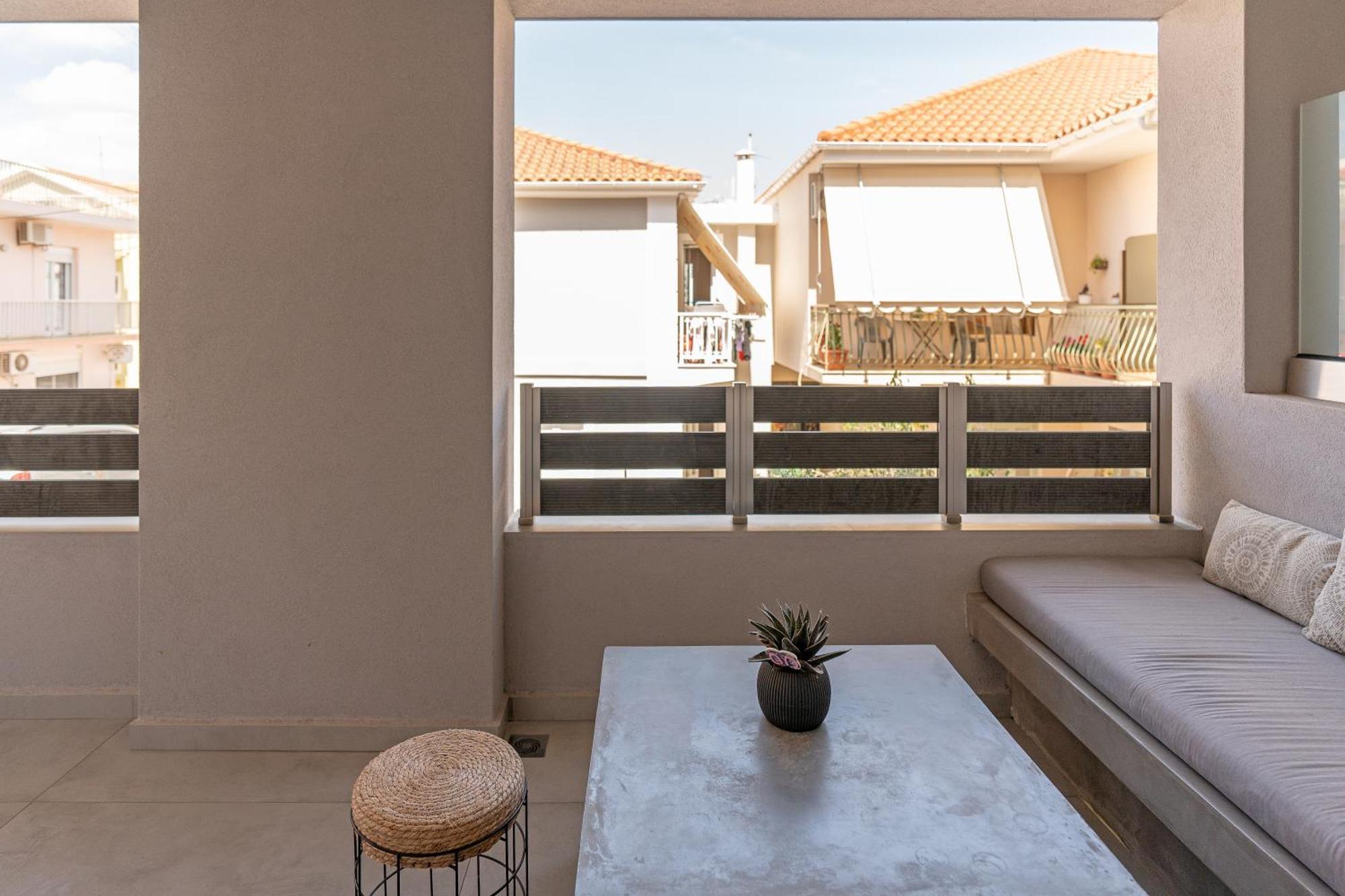 Brand New Flat Near De Bosset Bridge, Argostoli Lägenhet Exteriör bild